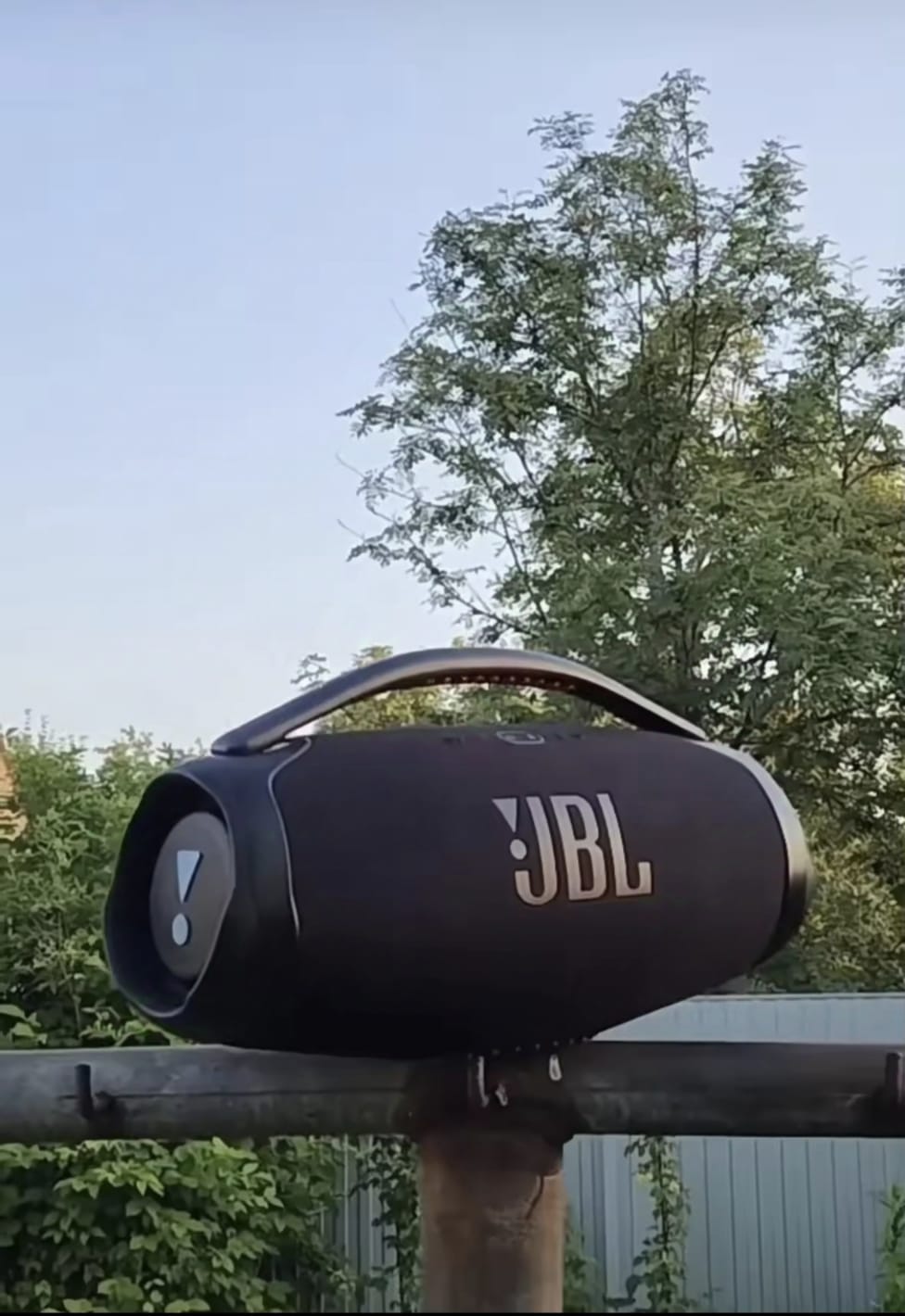 JBL Boombox 3